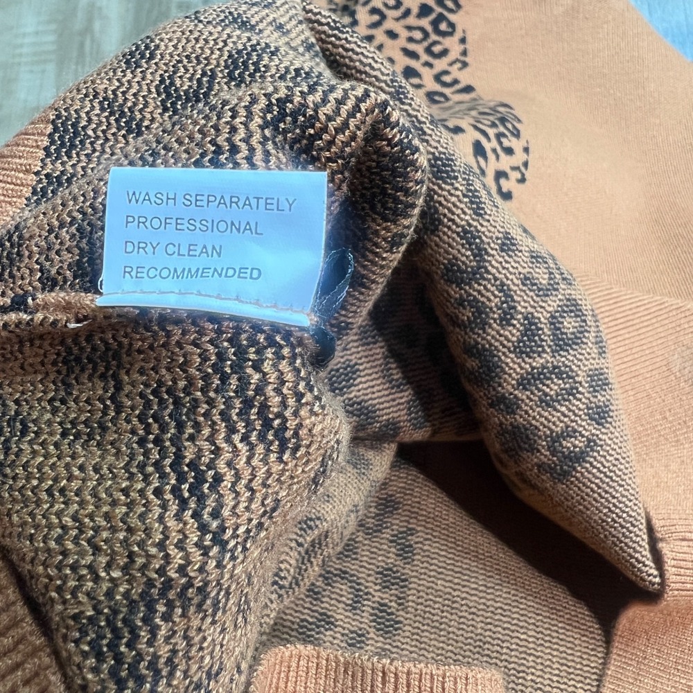 Women's Leopard Print Mock Neck Sweater Tan Brown Soft Knit Pullover Cozy‎ Fall - Picture 11 of 12